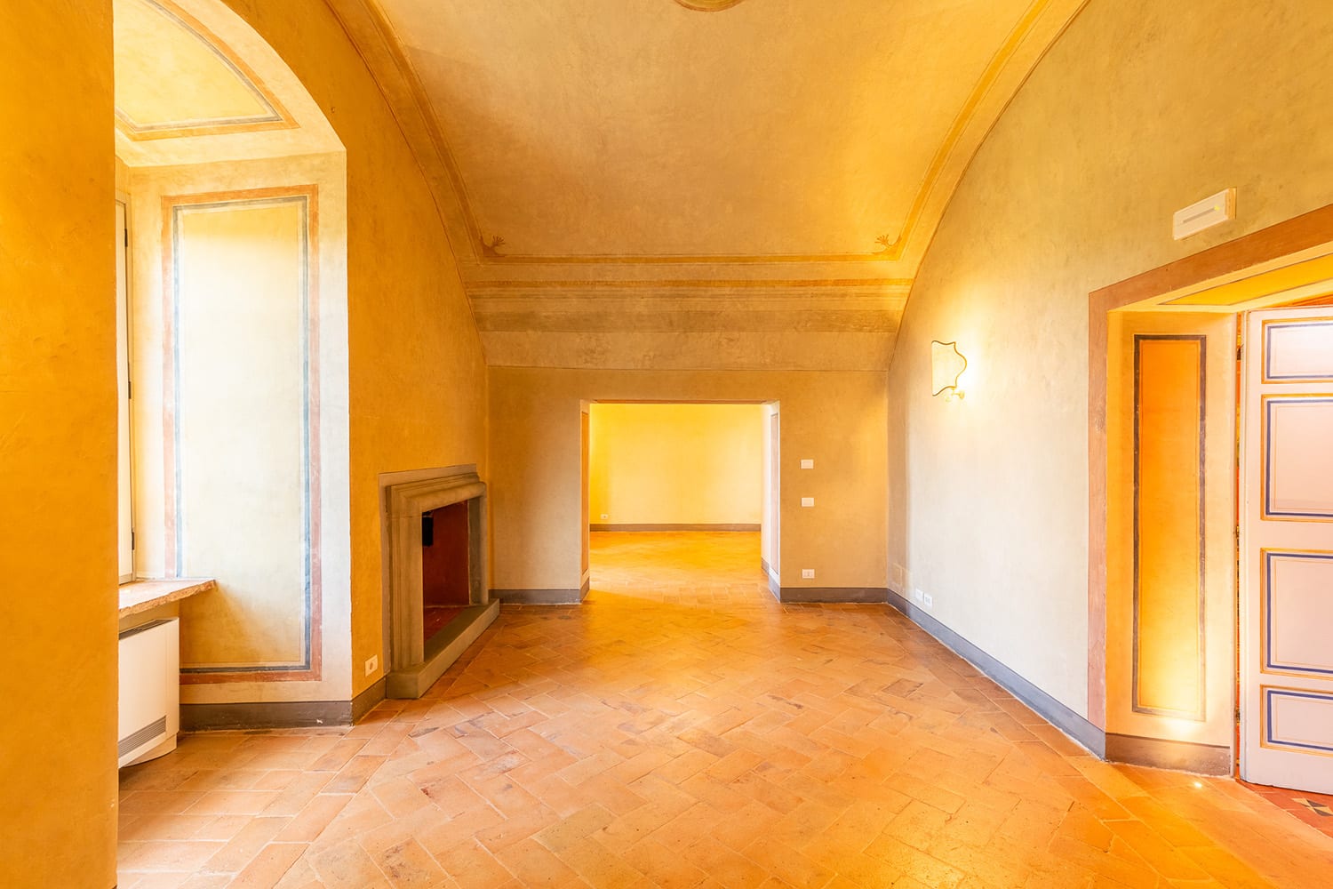 Cerimonia civile nei saloni del castello