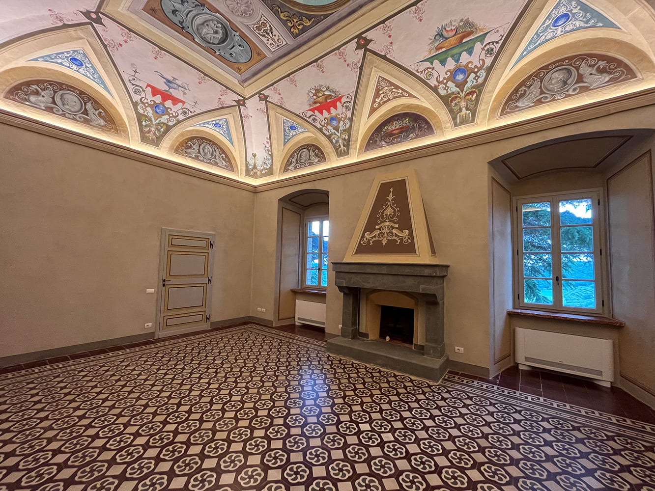 Sala da ballo del castello — dancing serale