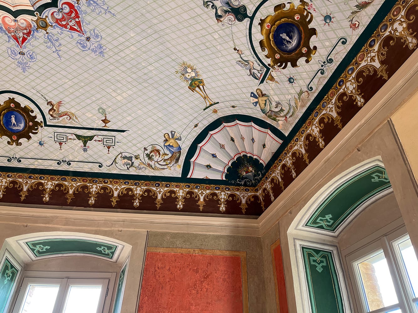 Affreschi originali — luce e cornice per fotografi